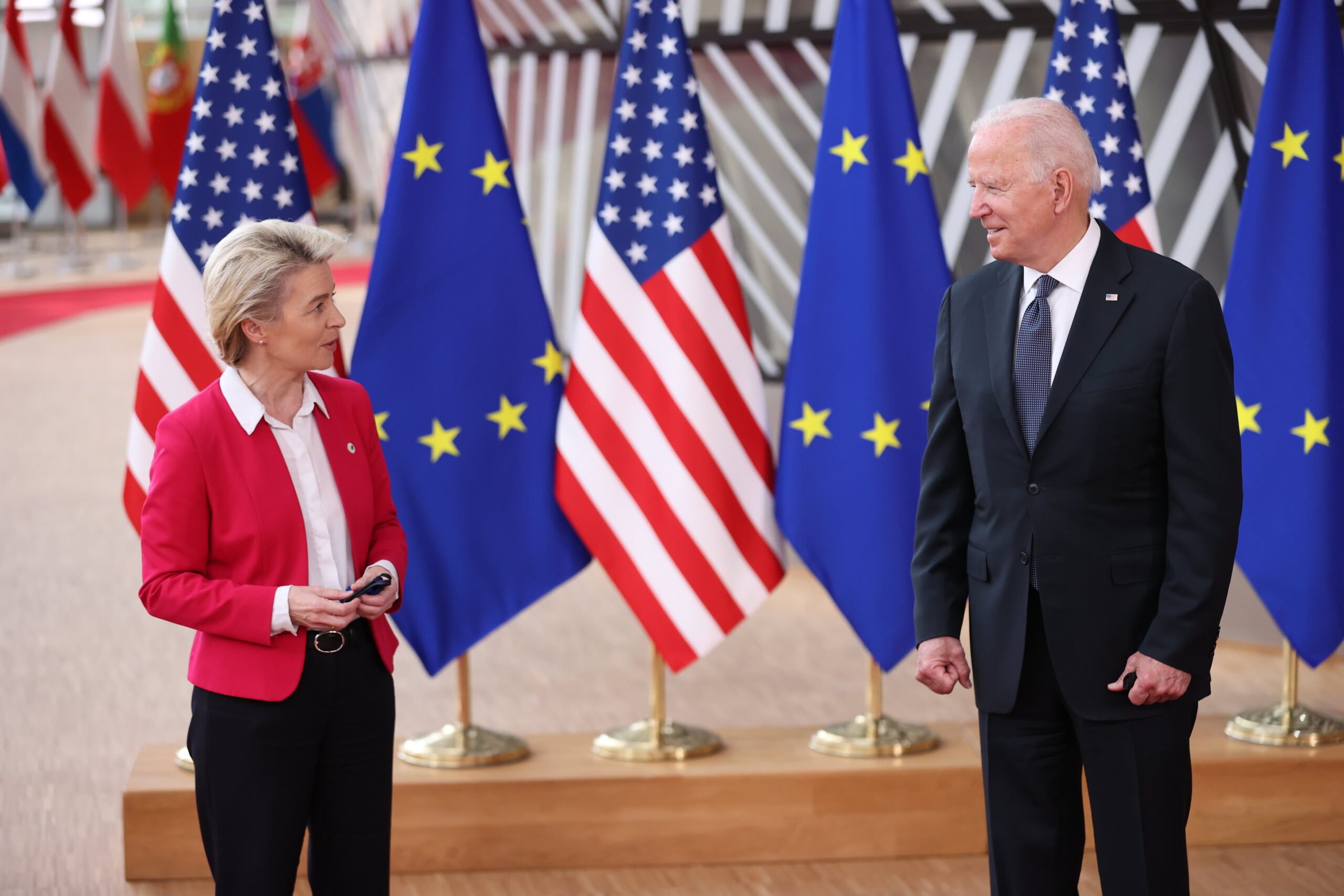EU and US reach data transfer agreement, amid backlash